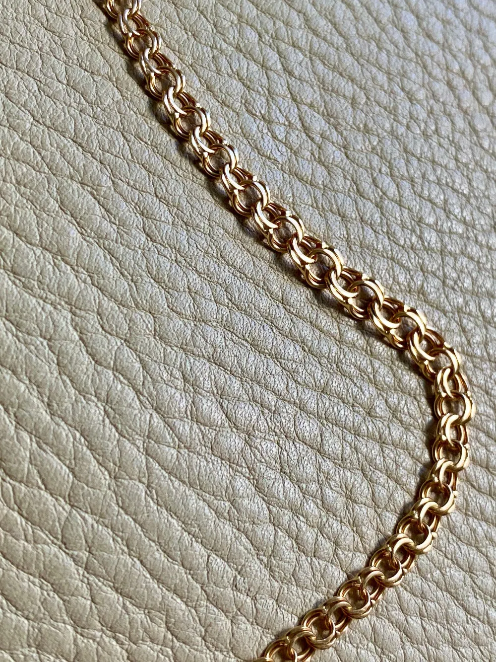 17.7 inch length - Vintage Swedish Double-link necklace - Solid 18k gold
