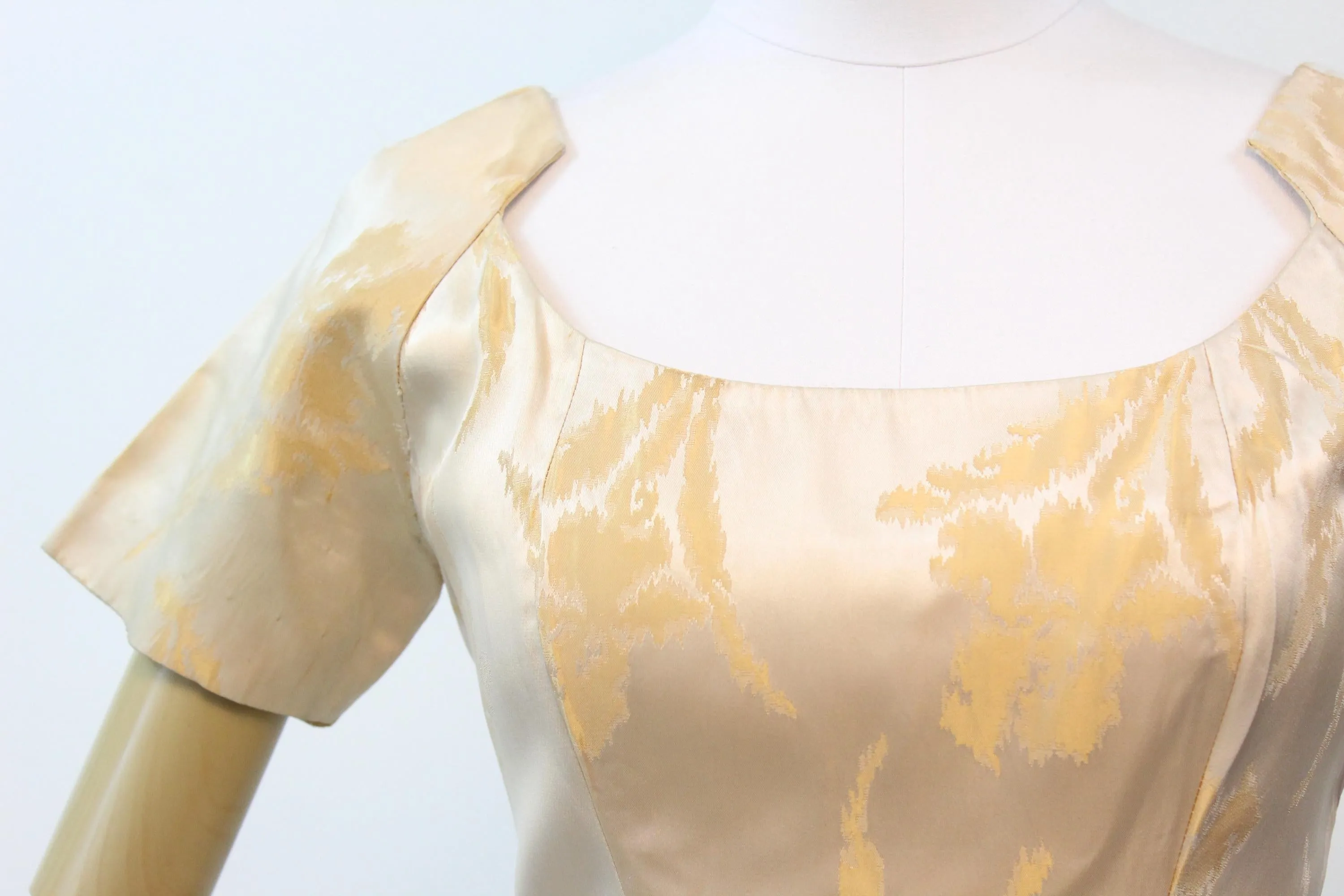 1950s SUZY PERETTE brocade gold dress small | new fall winter