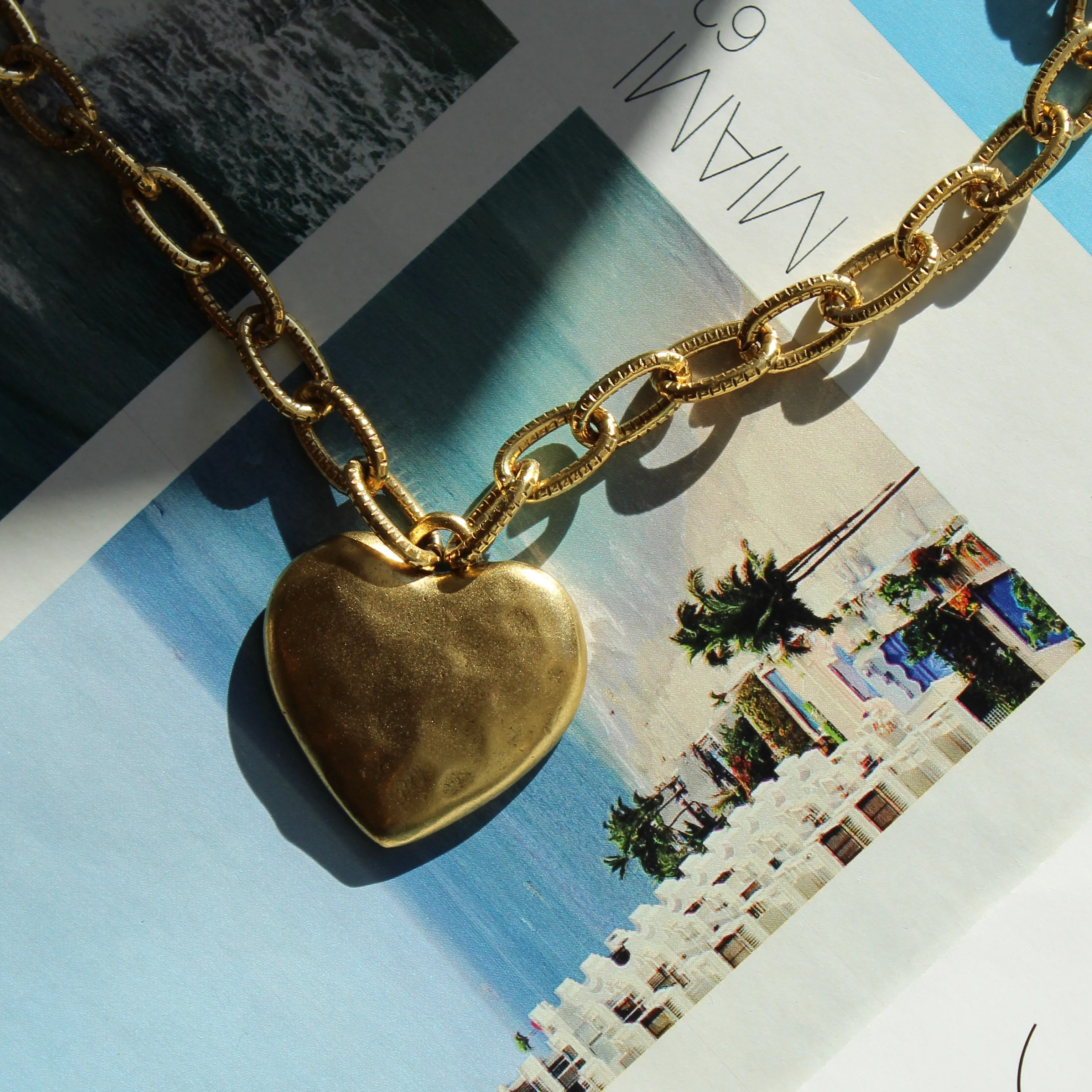 Antiqued Gold Chunky Heart Chain