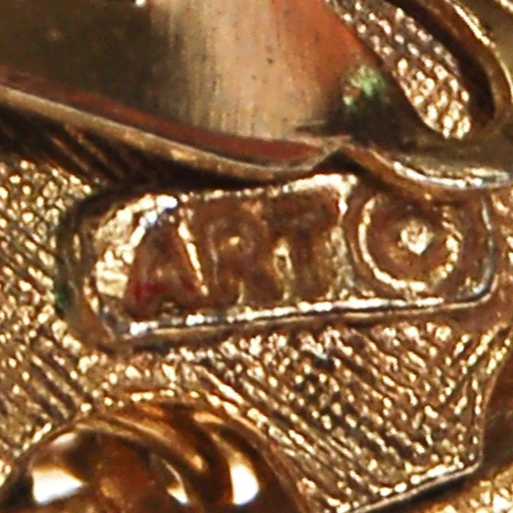 ART Mode Chains of Gold Earrings