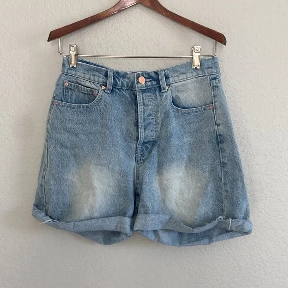 AYR High Waist Denim Shorts. Size 26