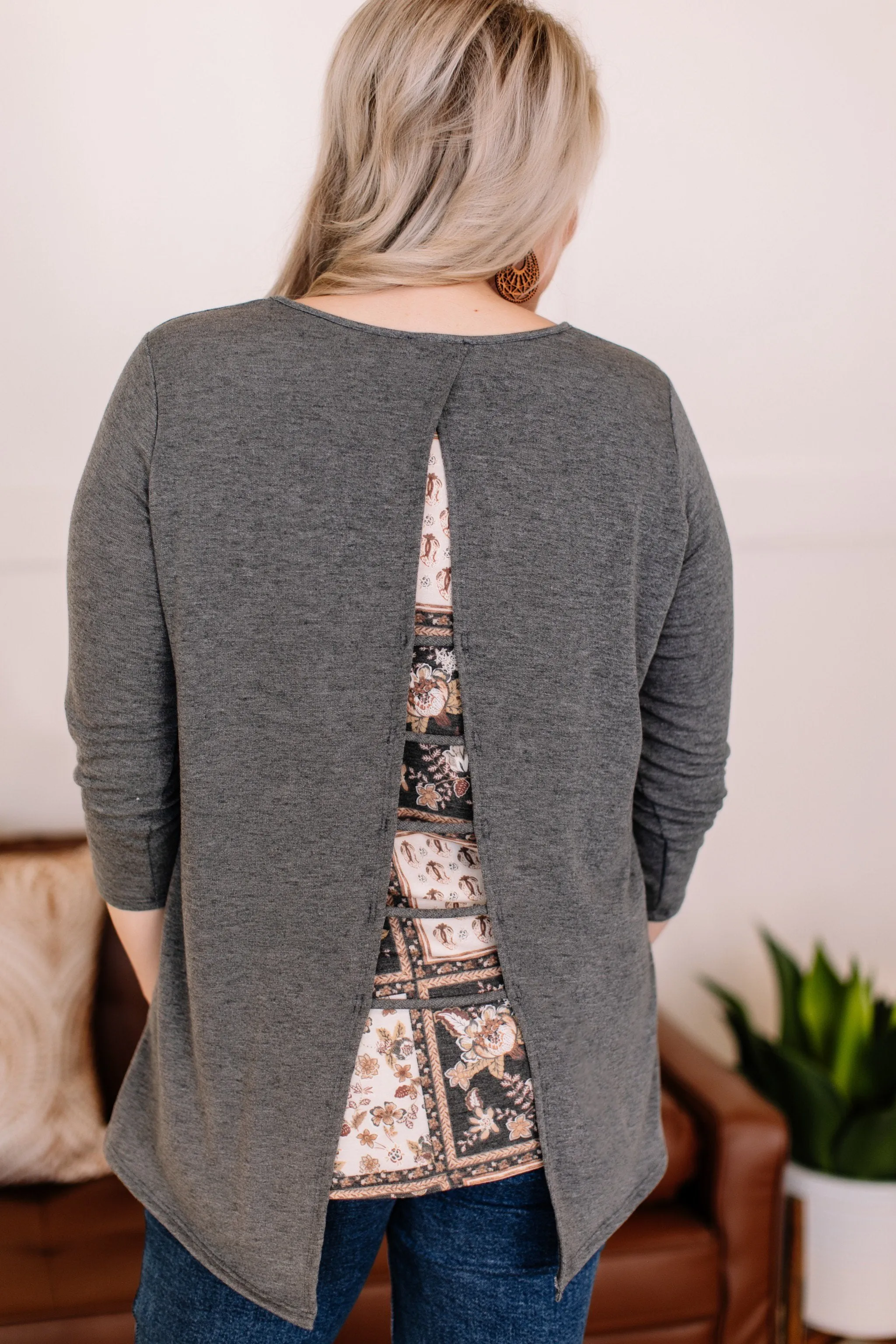 Don't Look Back Detail Top