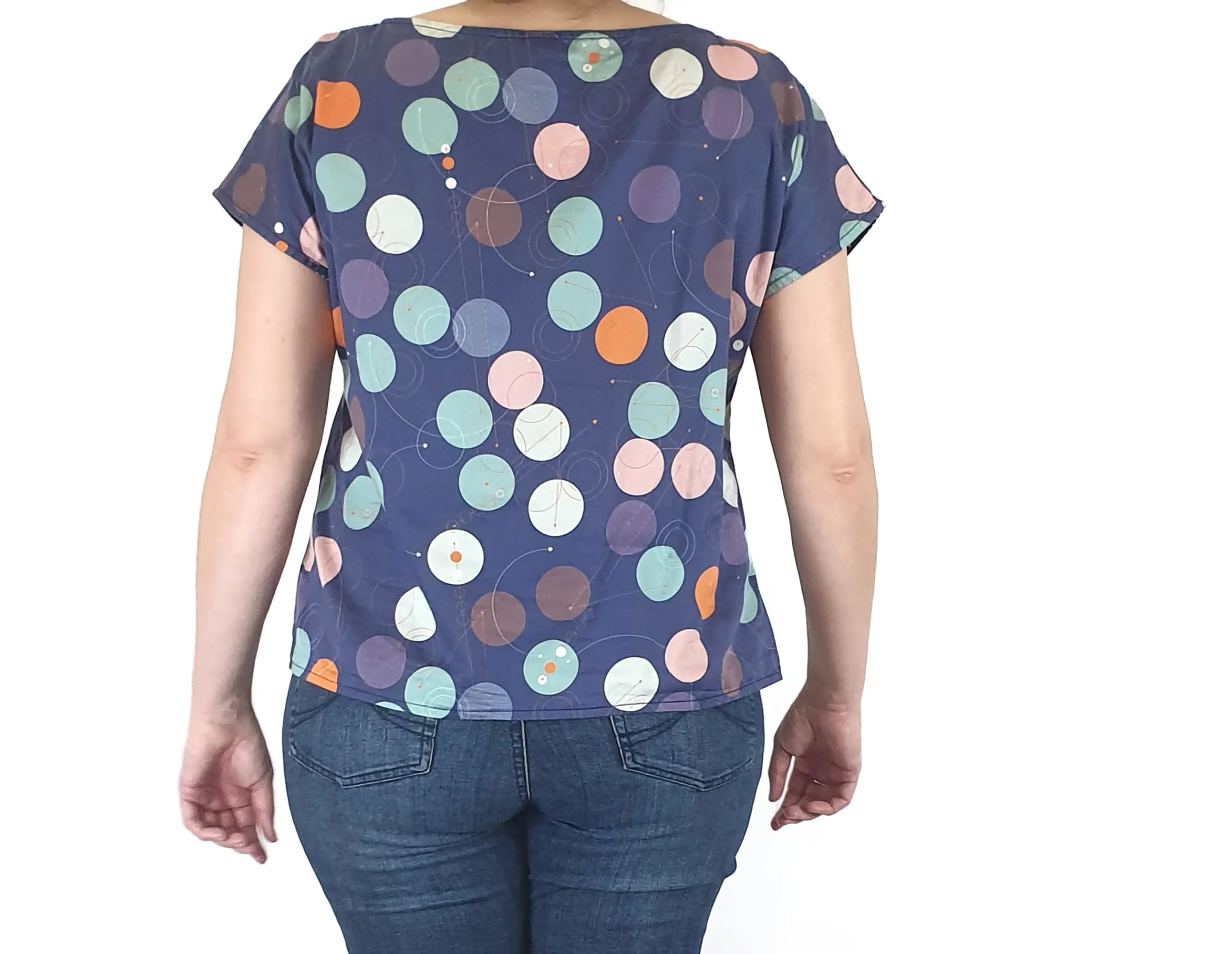 Essaye unique print top size XL