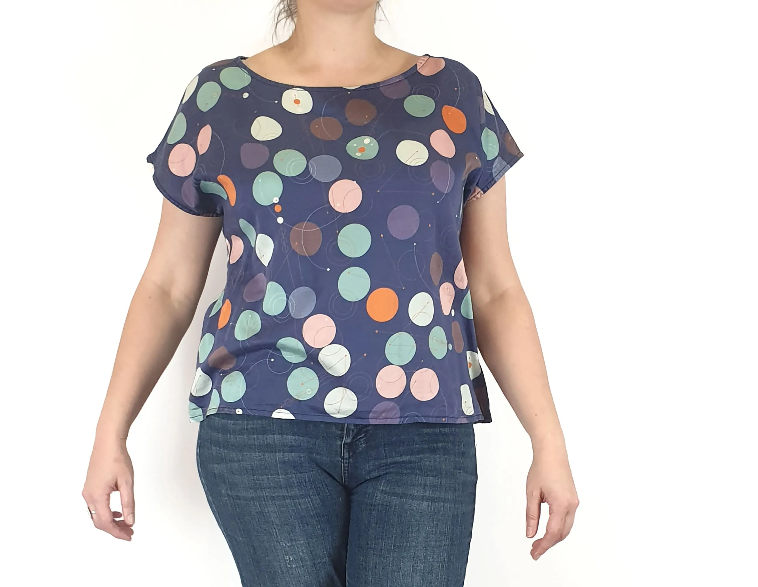Essaye unique print top size XL