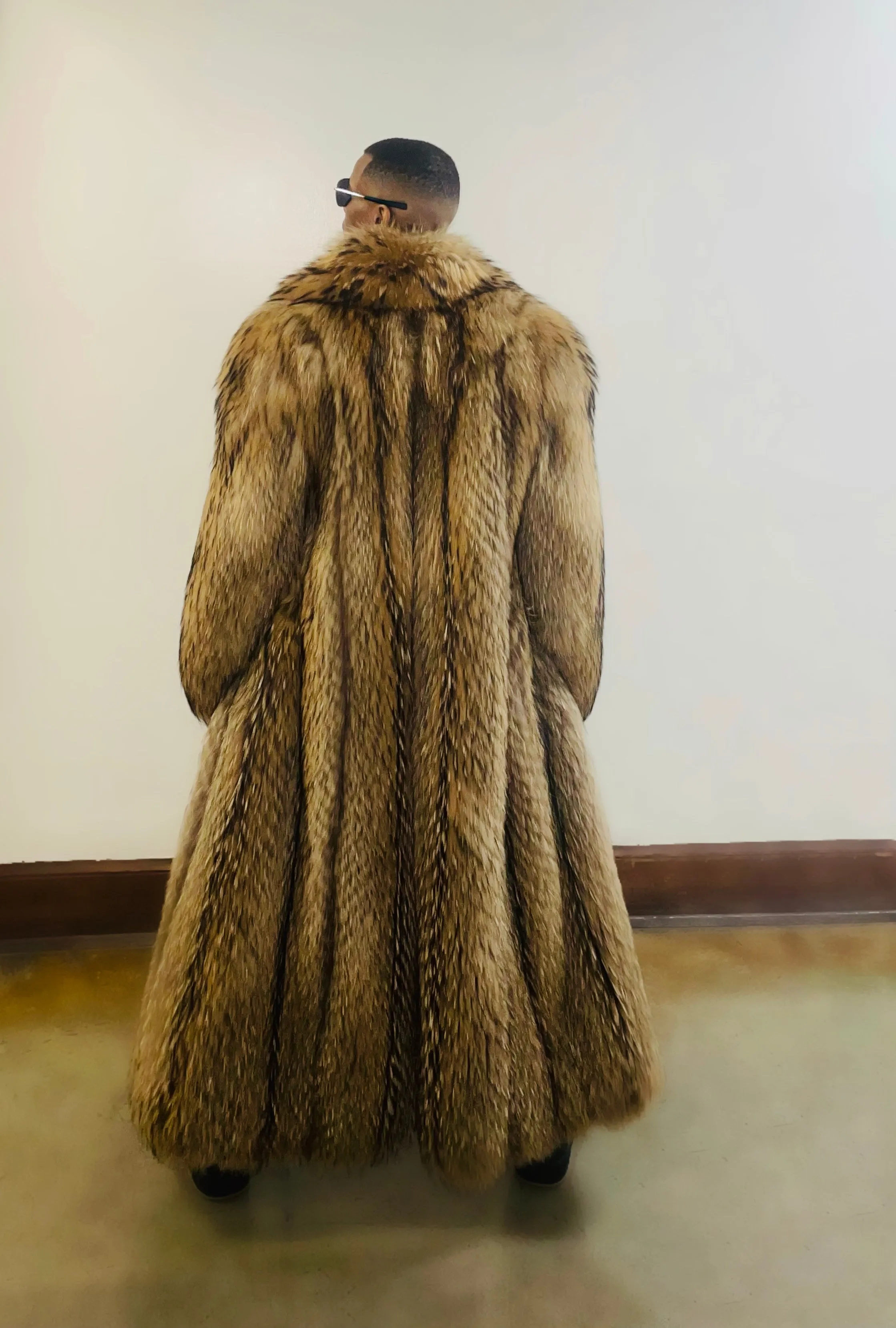 Fallon Aurielle Damage Racoon Fur Coat (Brown)