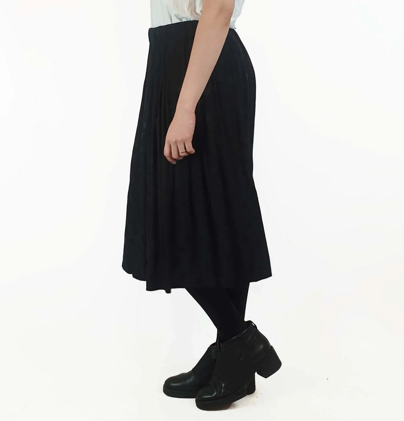 Gorman black polka dot print skirt size 10