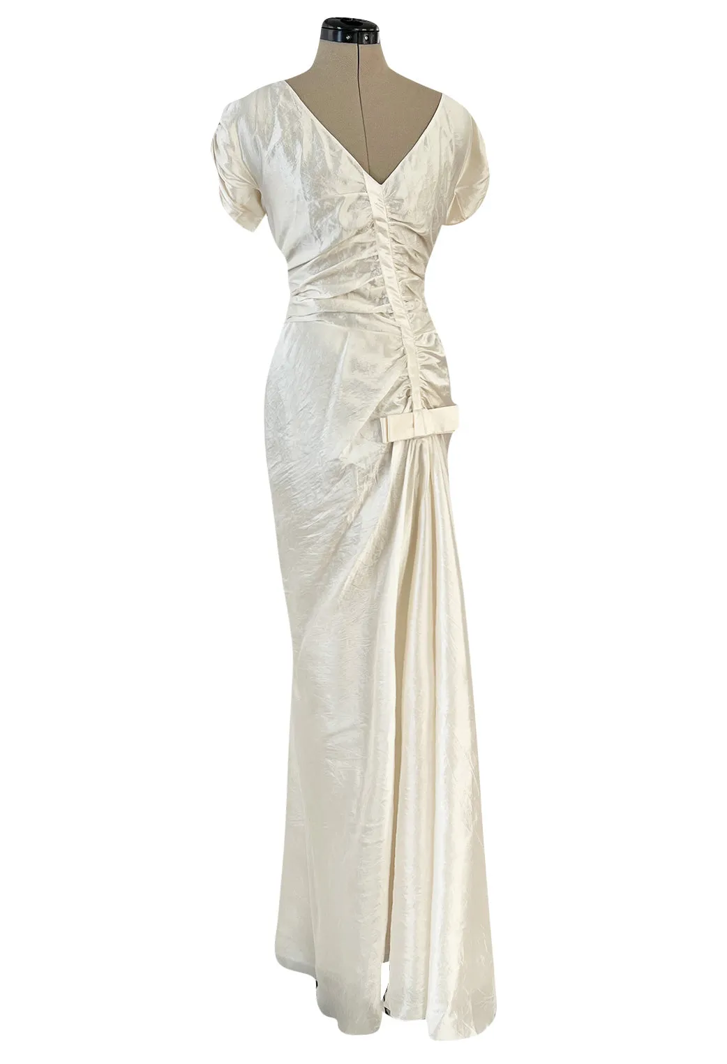Incredible Spring 2006 Christian Dior by John Galliano Textured Ivory Silk Hourglass Dress