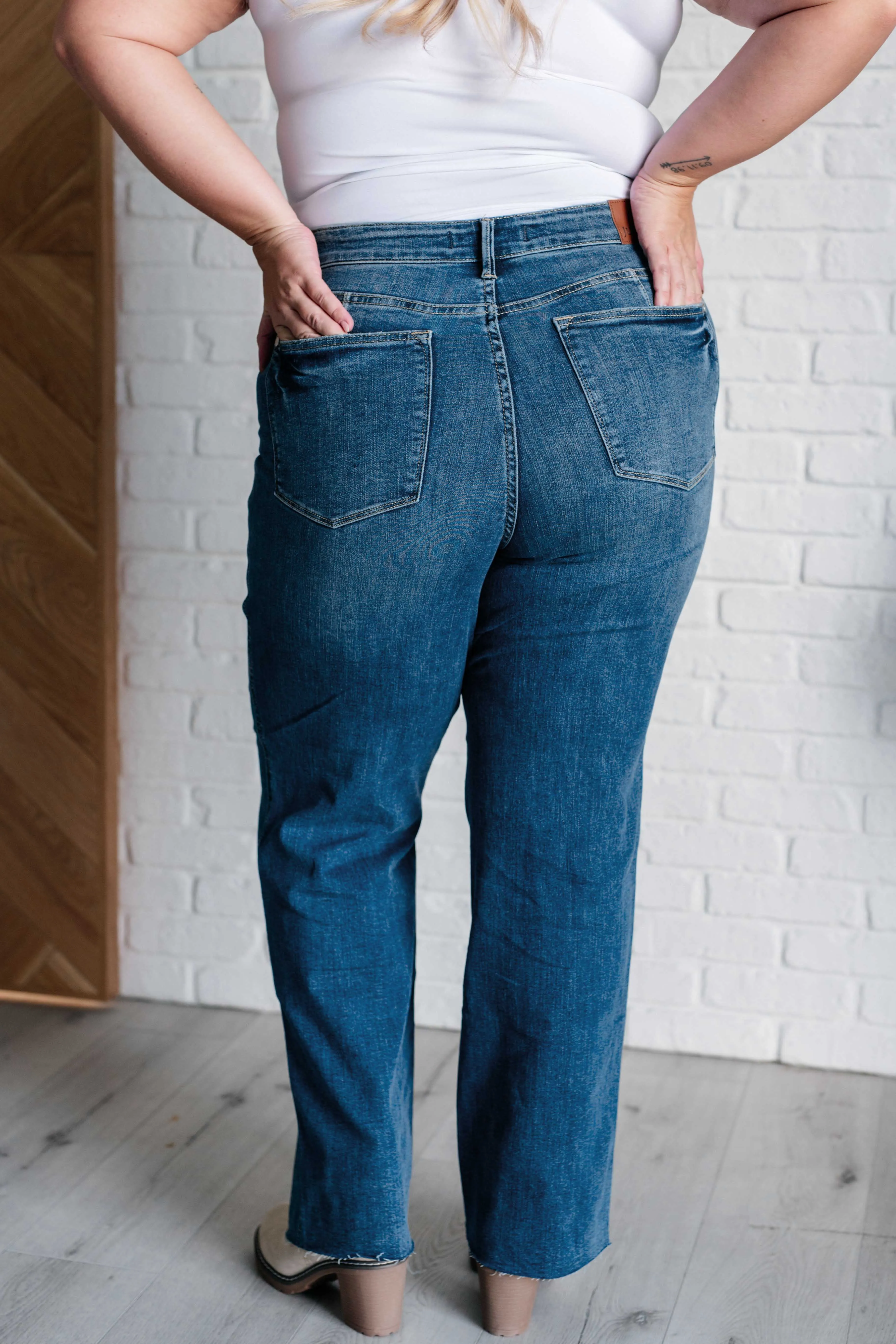 Judy Blue Mid Rise Control Top Vintage Straight
