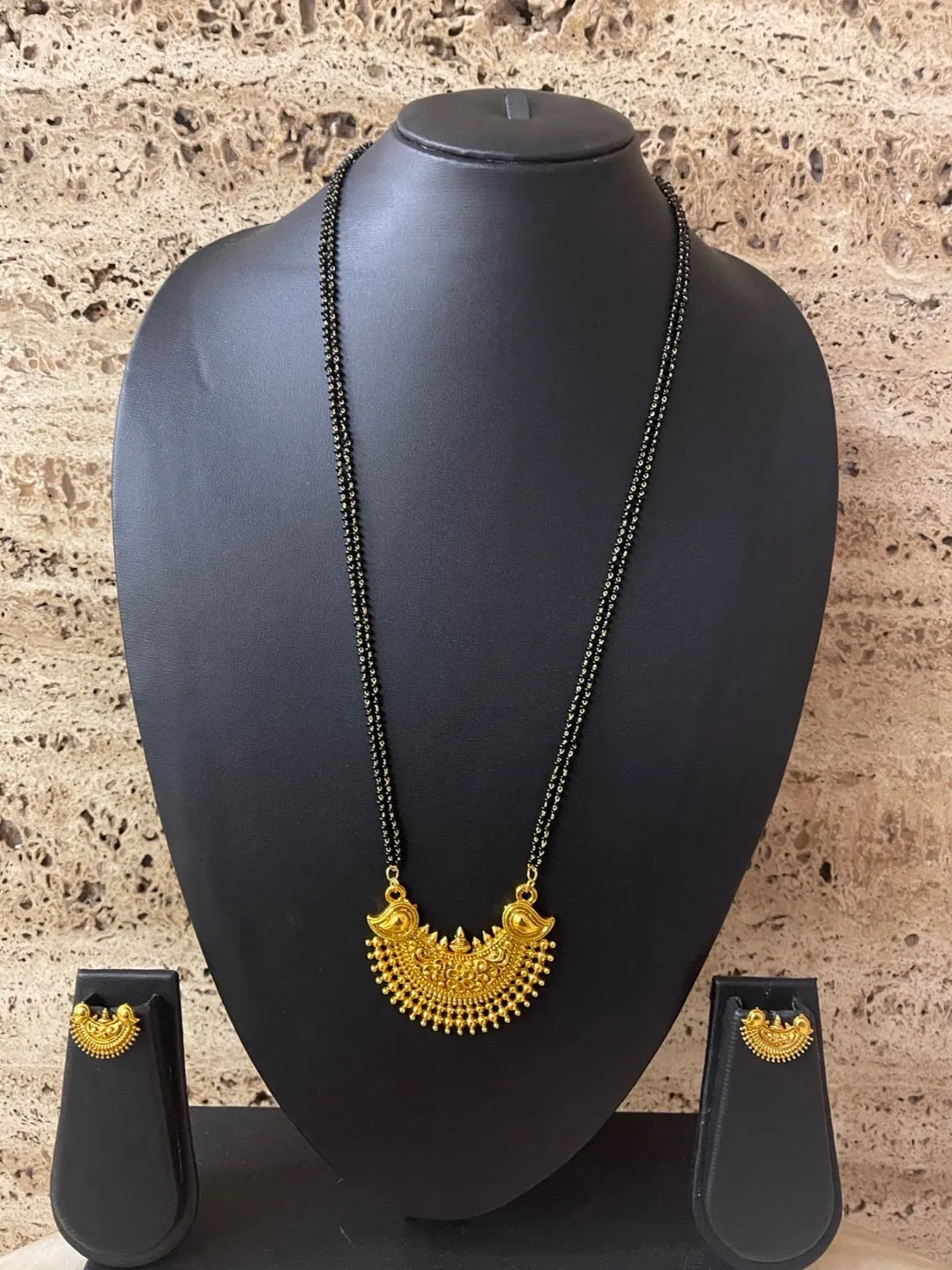Long Mangalsutra Designs set with earrings gold mangalsutra Chandbali black beads chain