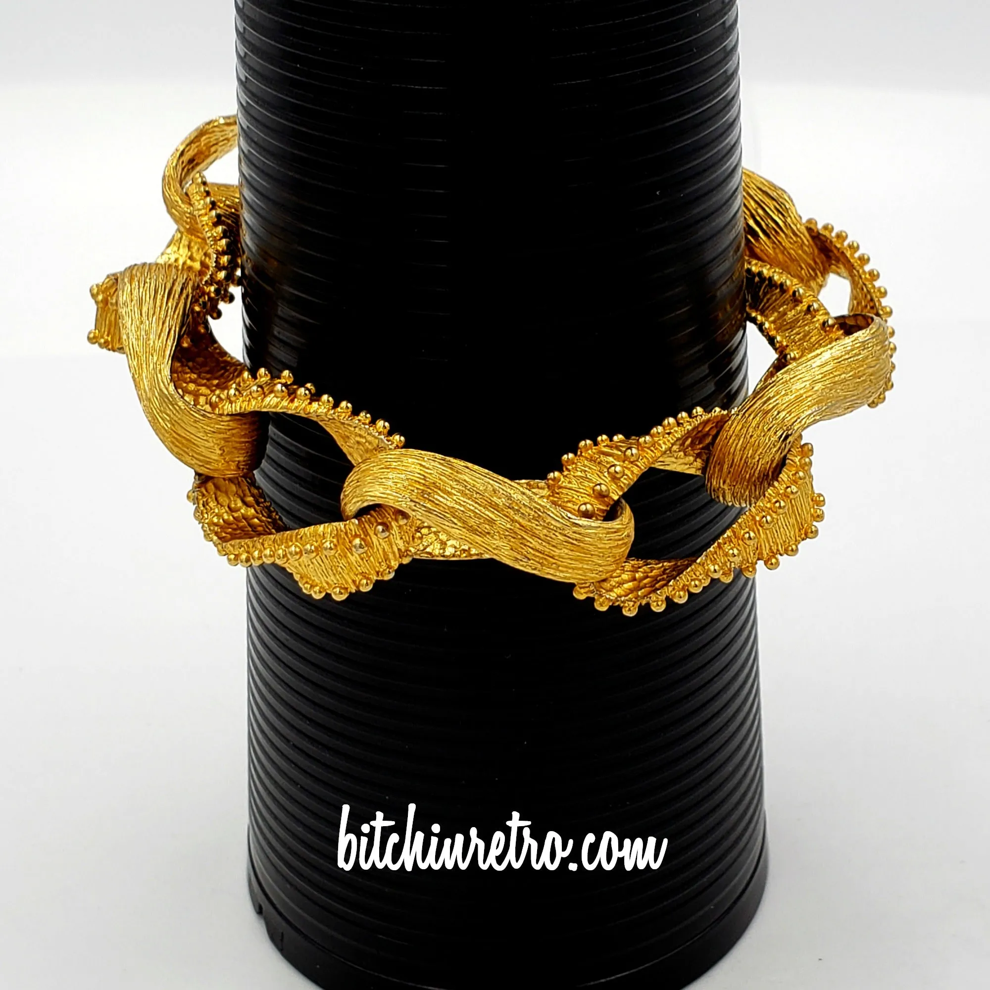 Natori Designer Textured Chain Link Bracelet