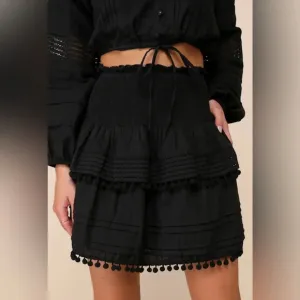 NEW w/tags (NWT) Lulus Unmistakable Black Tiered Smocked Pompom Trim Mini Skirt