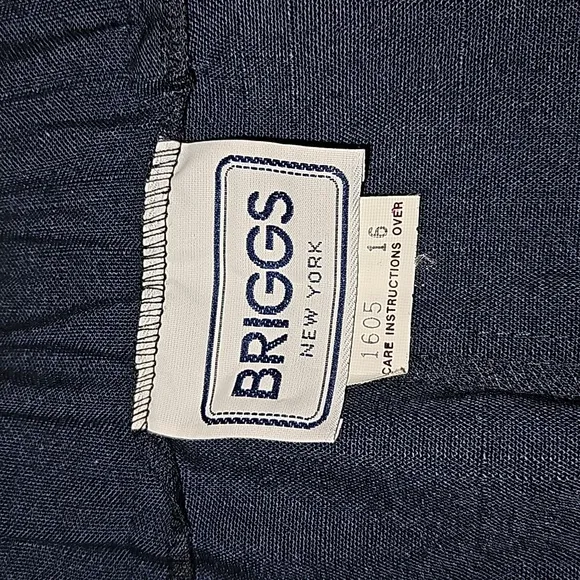 NOS | Vintage Briggs New York Navy Skirt | See Measurements