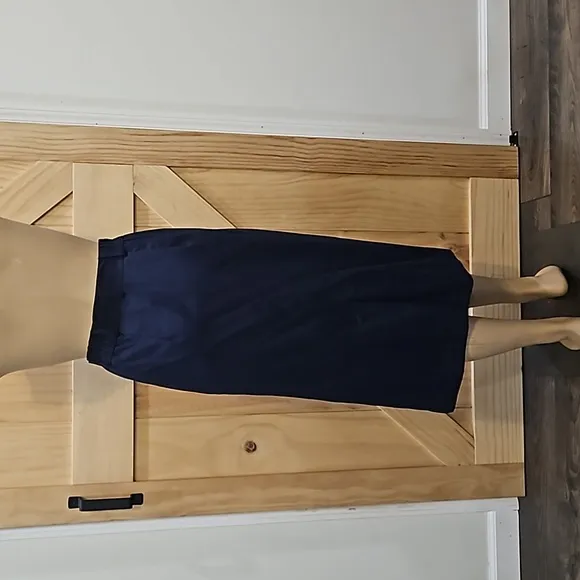 NOS | Vintage Leslie Fay Sportswear Navy Blue Union Made Skirt | See Measurments