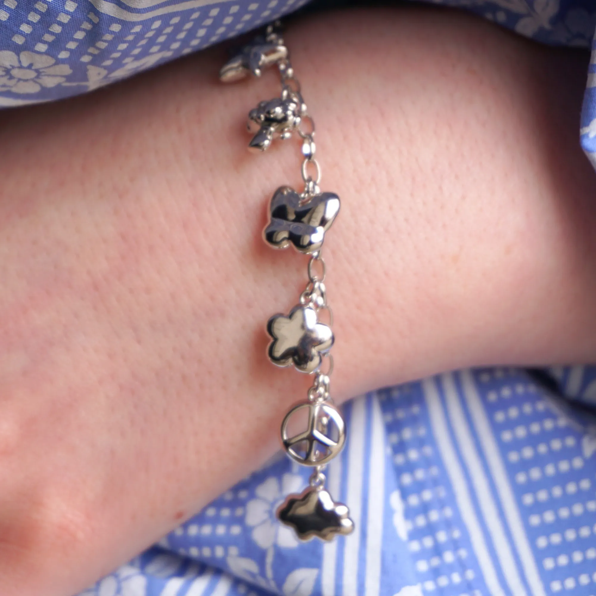 Queen of Charms Bracelet Silver