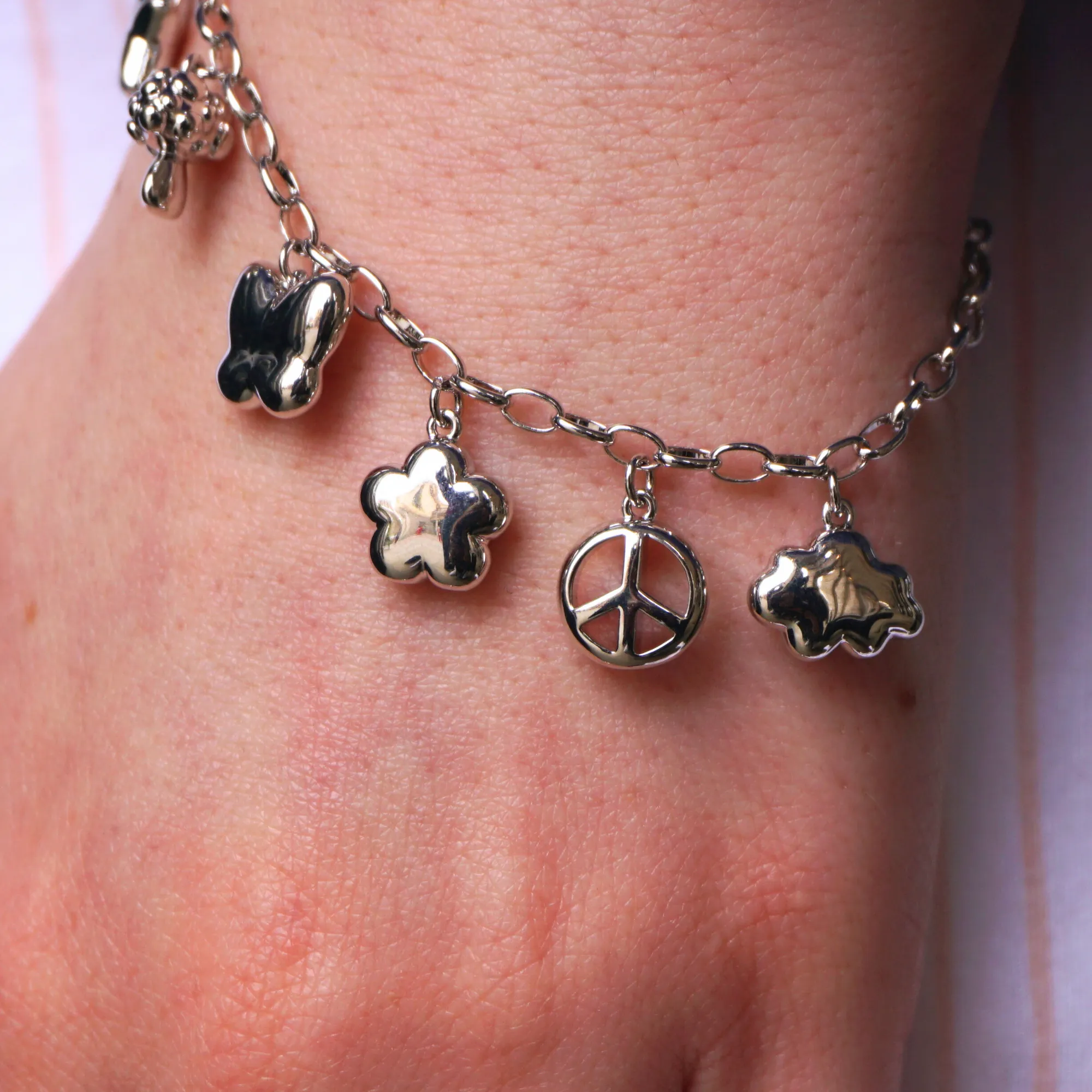 Queen of Charms Bracelet Silver