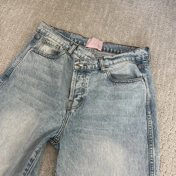 Revice “90’s Baby” Asymmetrical High Waist Jeans in Joey Wash denim light