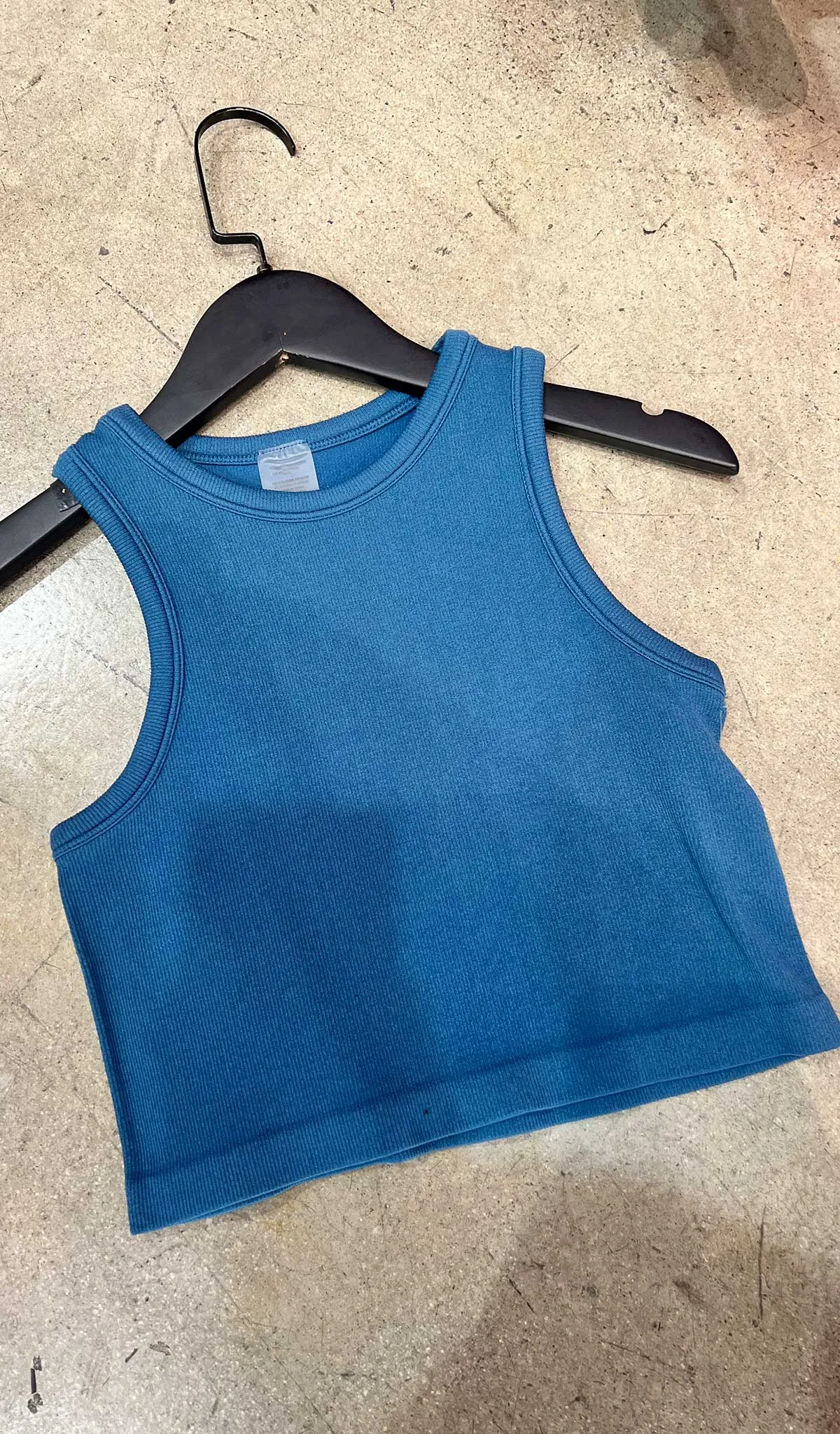 Simple and Me | Ribbed Cropped Tank Top
