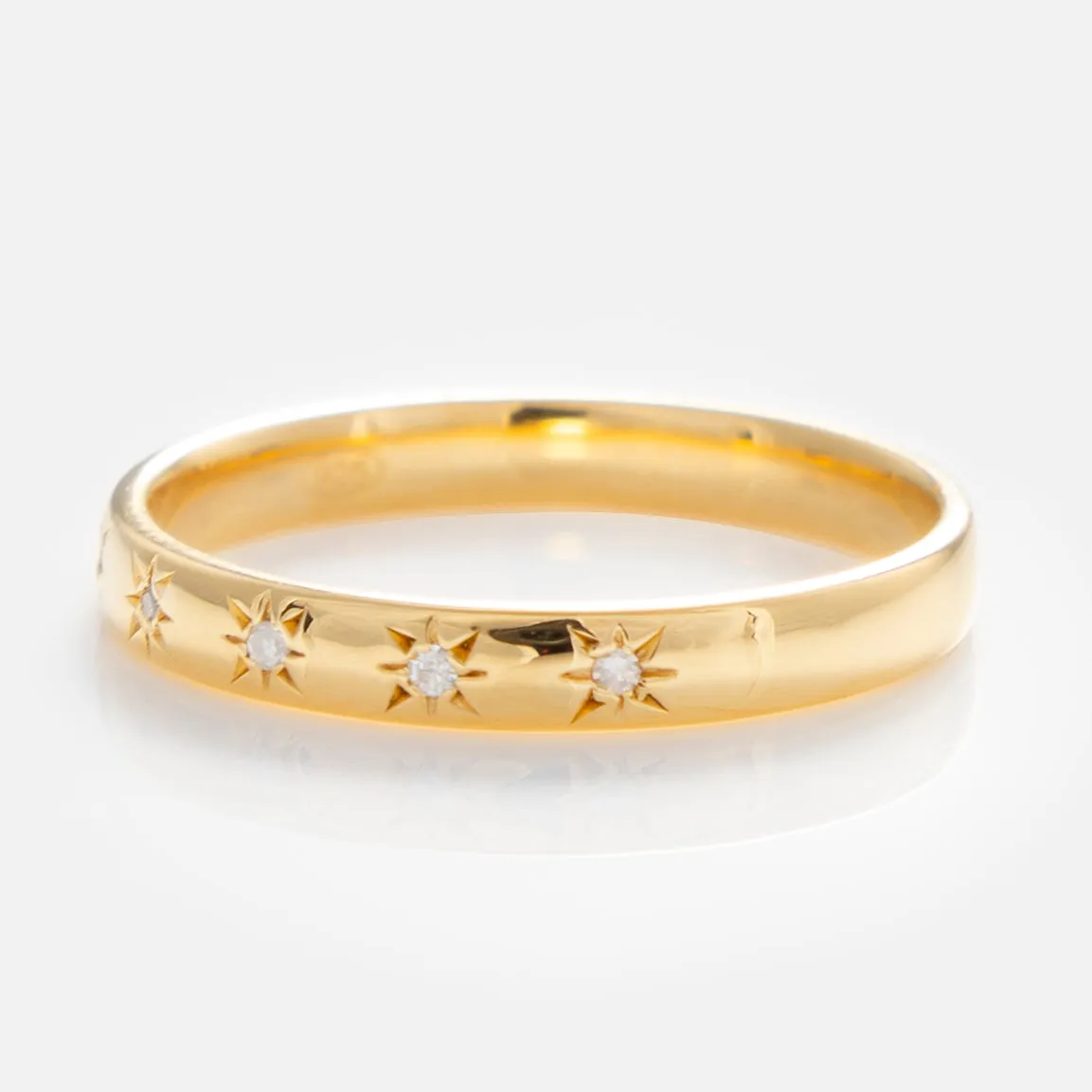 Simple Star Set Diamond Band