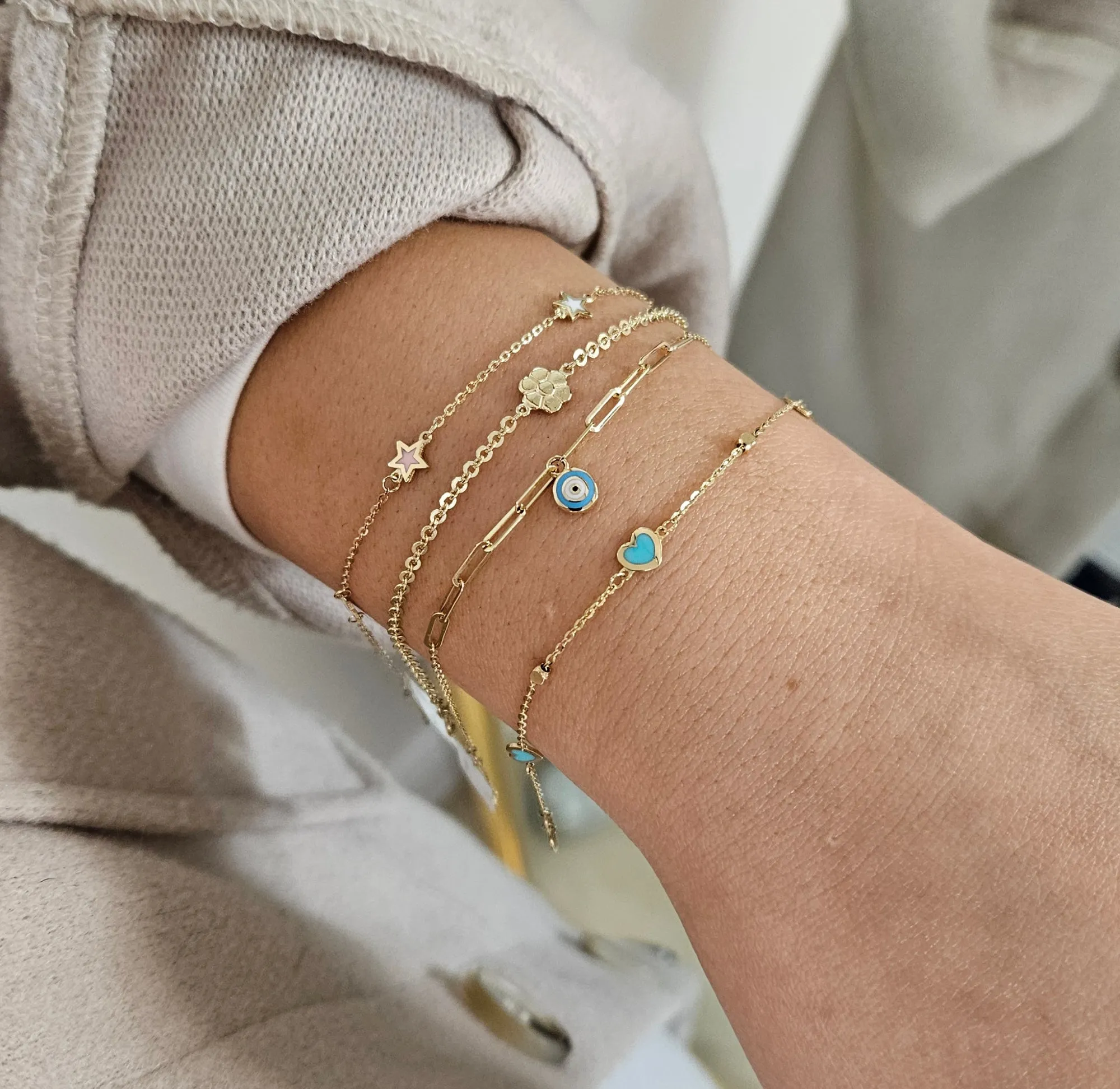 Single Flower Bracelet