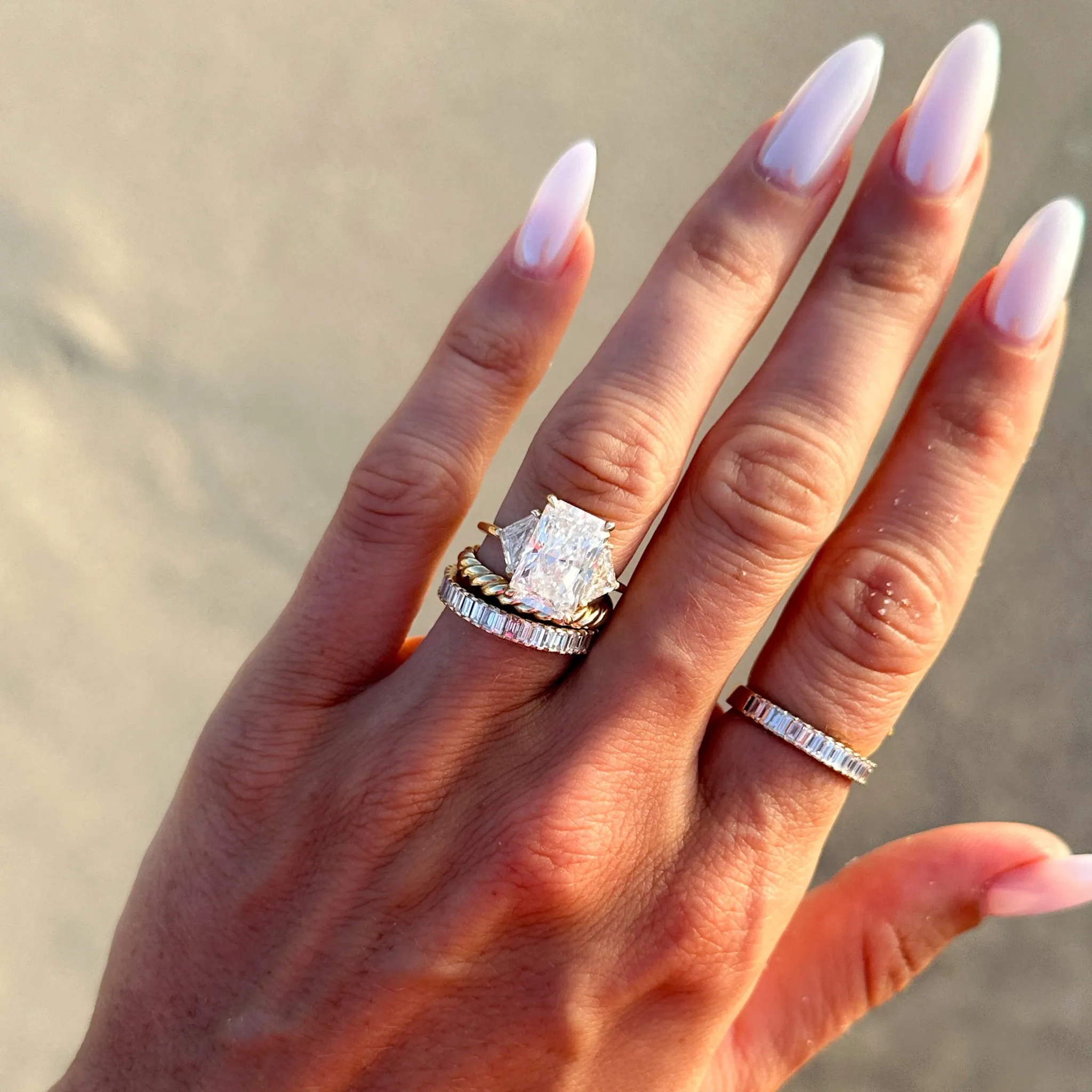 Straight Edge Baguette Diamond Wedding Band