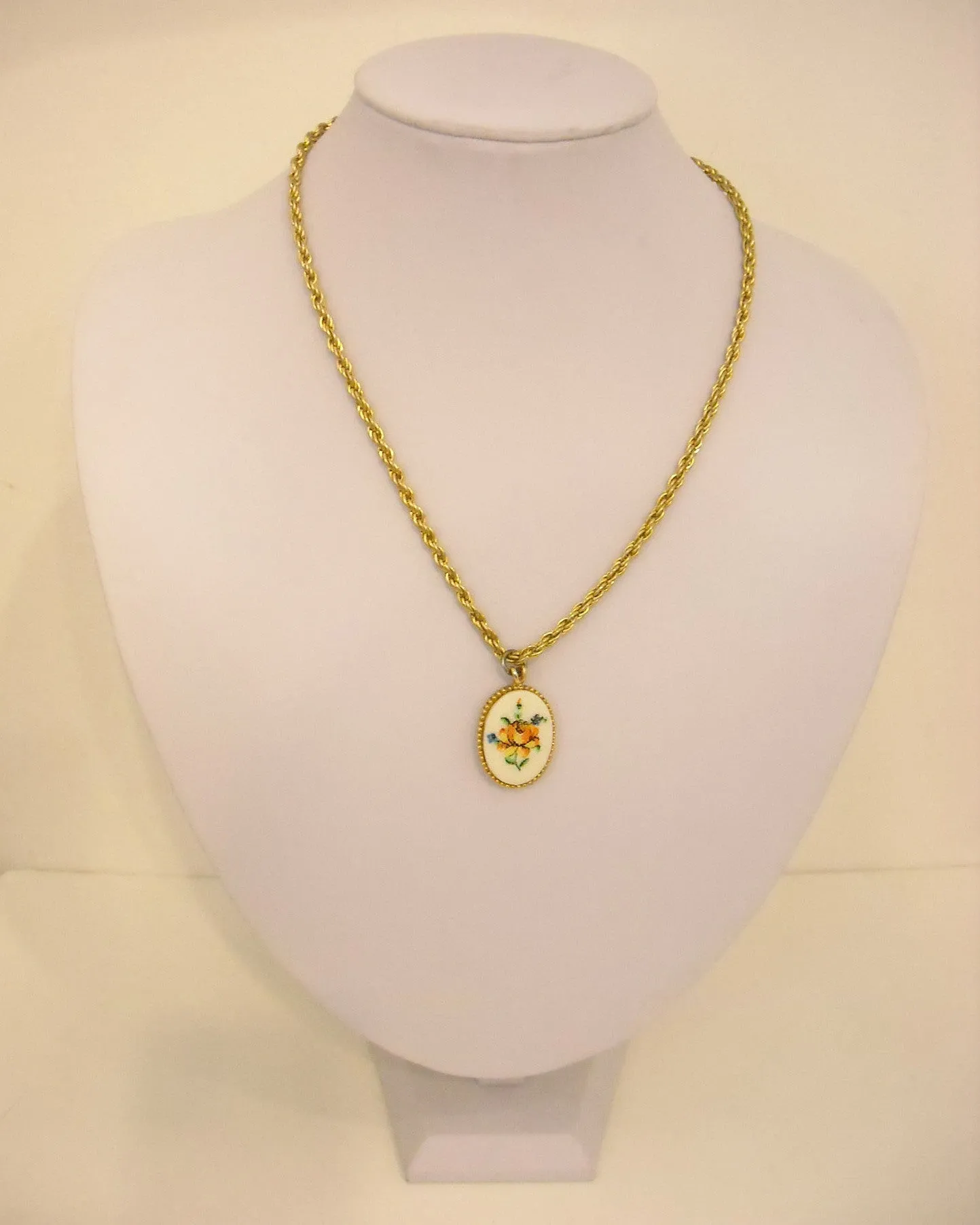 Sweet Bouquet Vintage Necklace