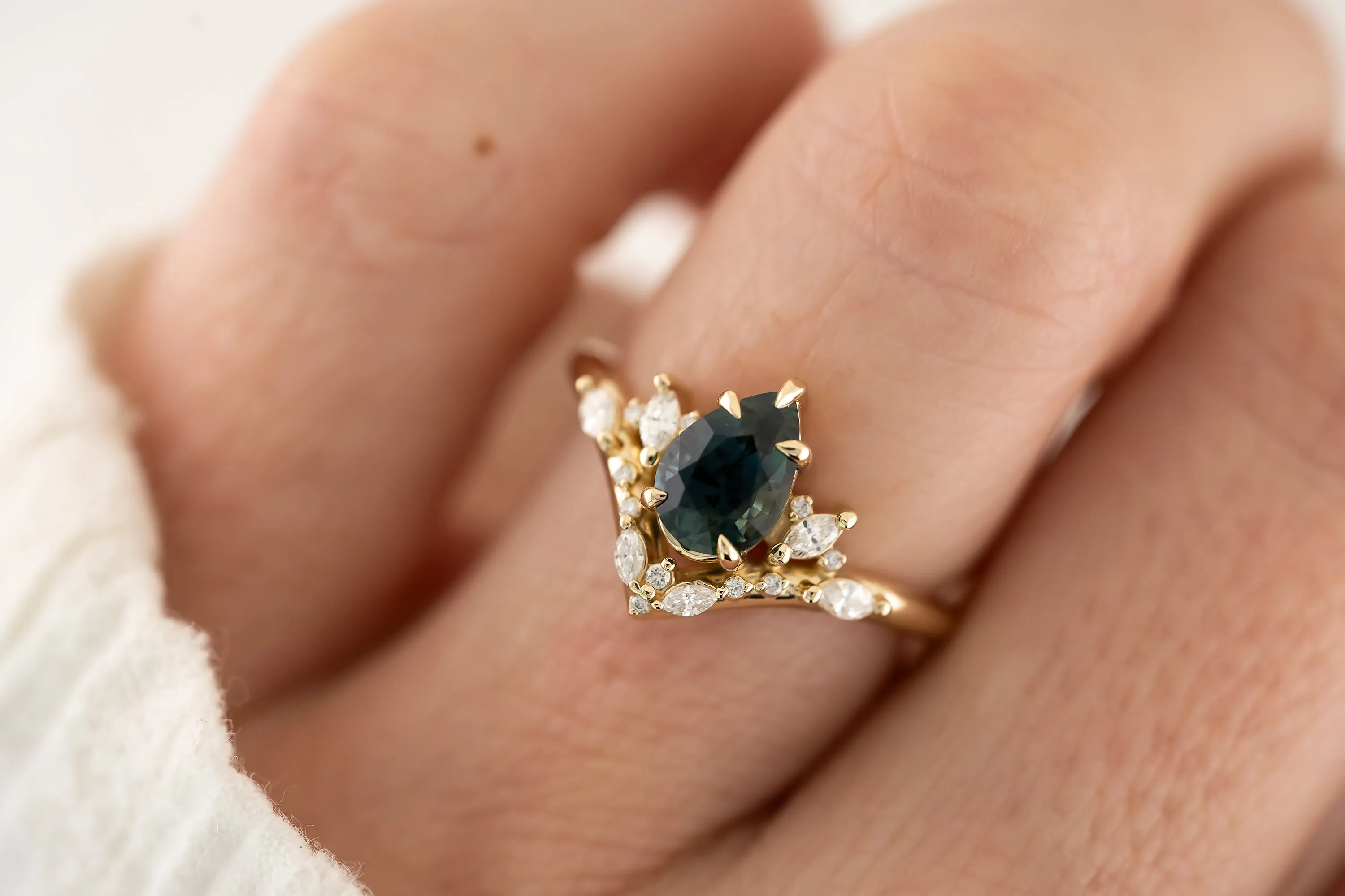 The Aurora - 1.33 CT Pear Teal Sapphire Ring