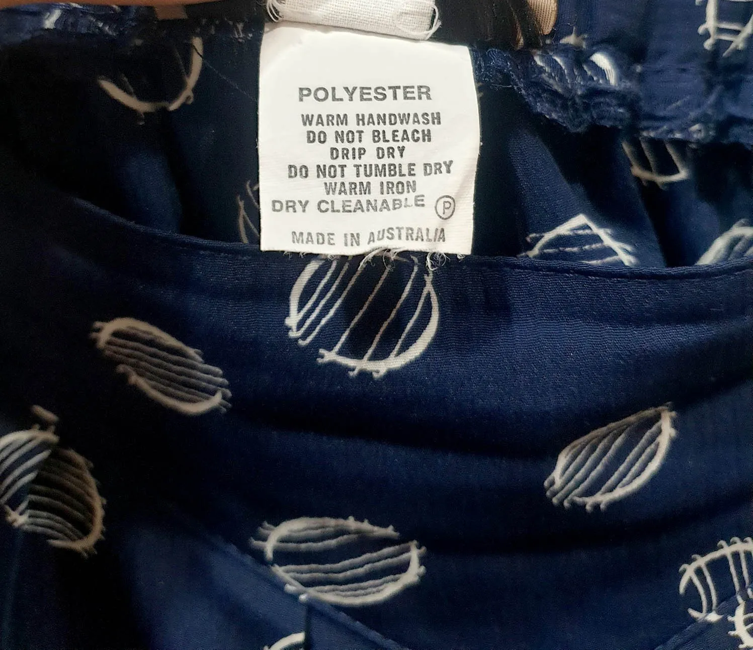 The Exceptional Clothing Company vintage navy culottes size 16