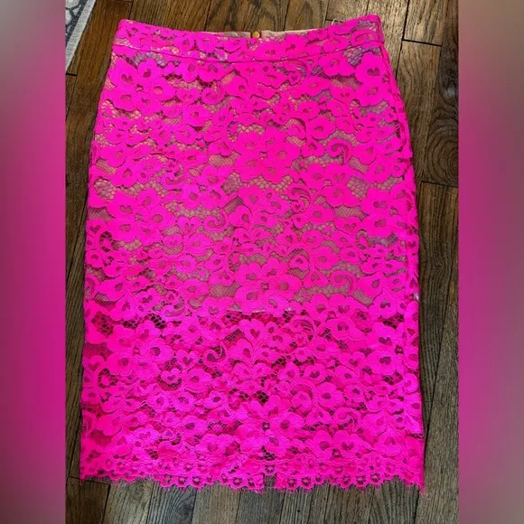 Trina Turk Bretta Pink‎ Lace Skirt Sz 6