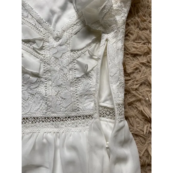 Two Sisters The Label Tilly White Mini Lace Dress US 2 XS