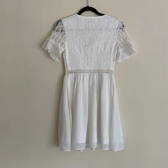 Two Sisters The Label Tilly White Mini Lace Dress US 2 XS