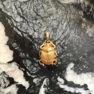 Vintage 14k Scarab Beetle Charm