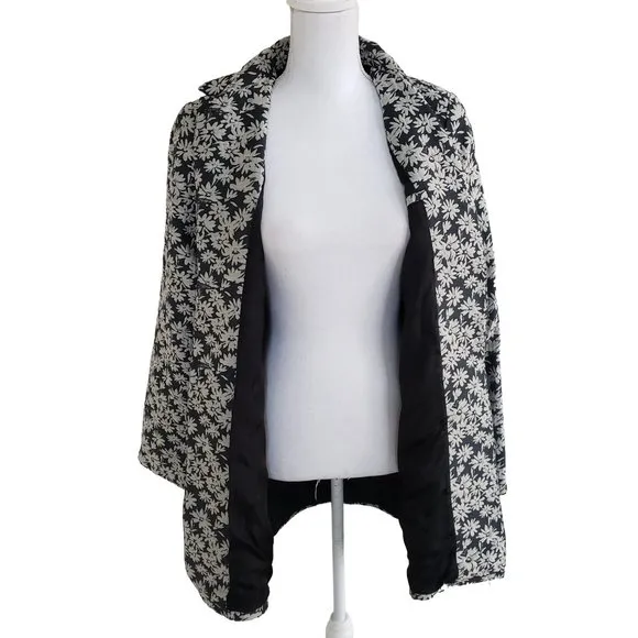 Vintage 90s Floral tapestry jacket coat from Marshall Fields