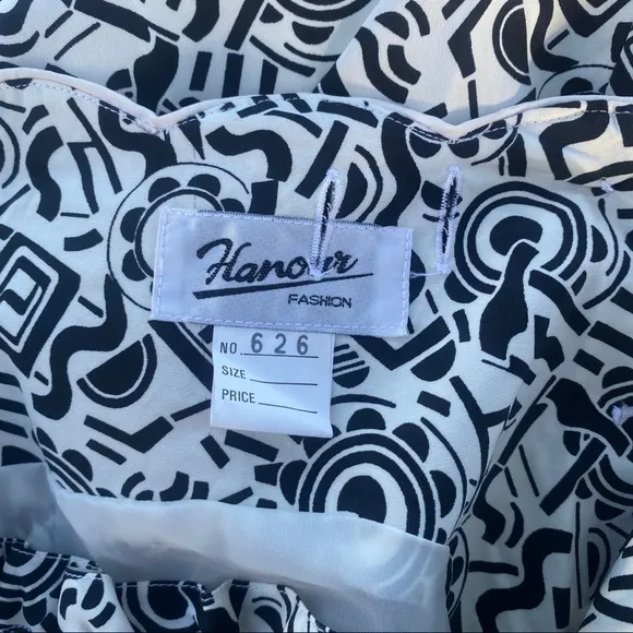 ViNTAGE abstract pattern black &amp; white 80s print sKIrT