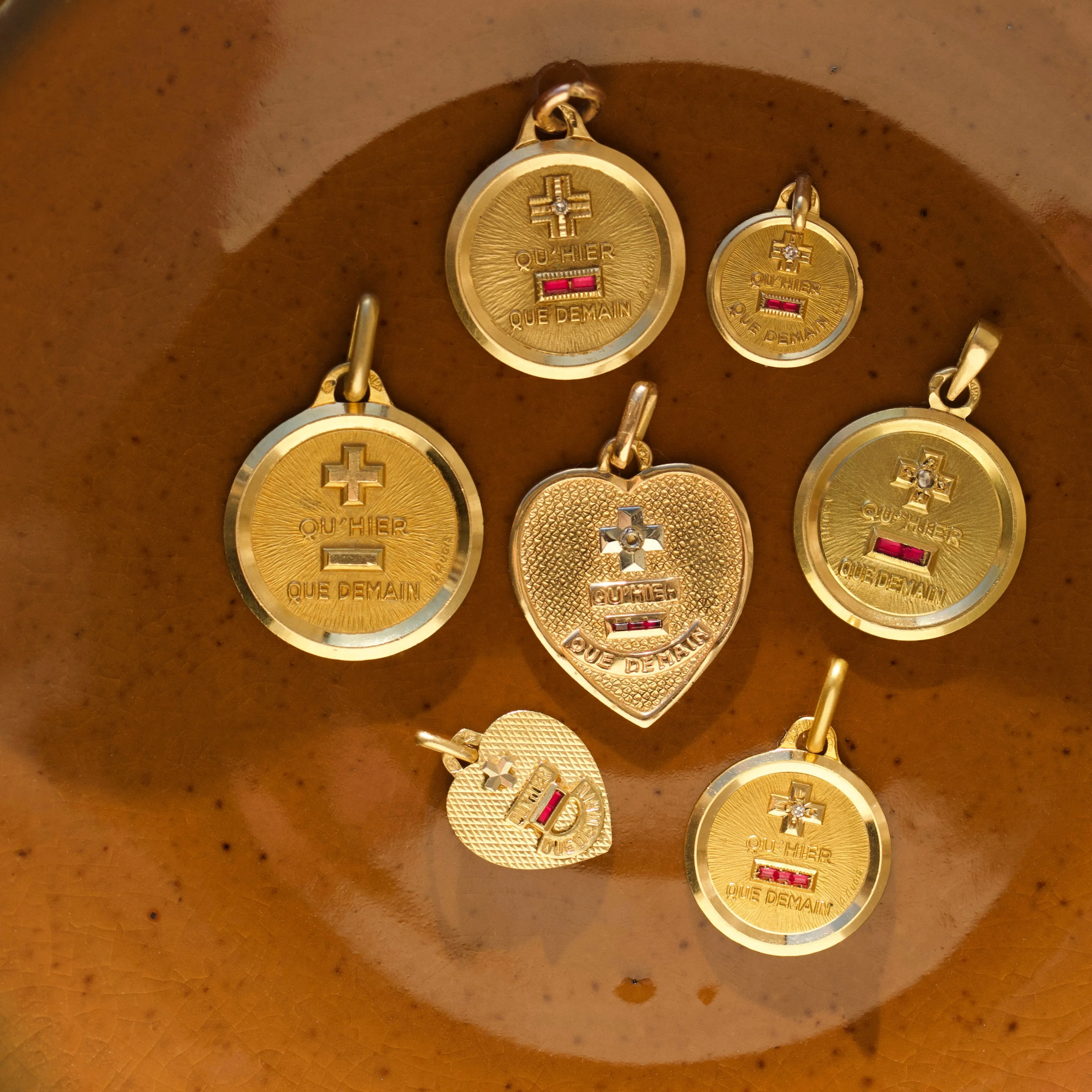 Vintage Augis 18k Solid Yellow Gold Ruby Love Token