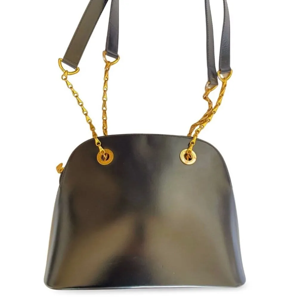 Vintage Celine classic bolide design shoulder bag in black leather with golden chains and red compartment. riri zipper. 060123ac3