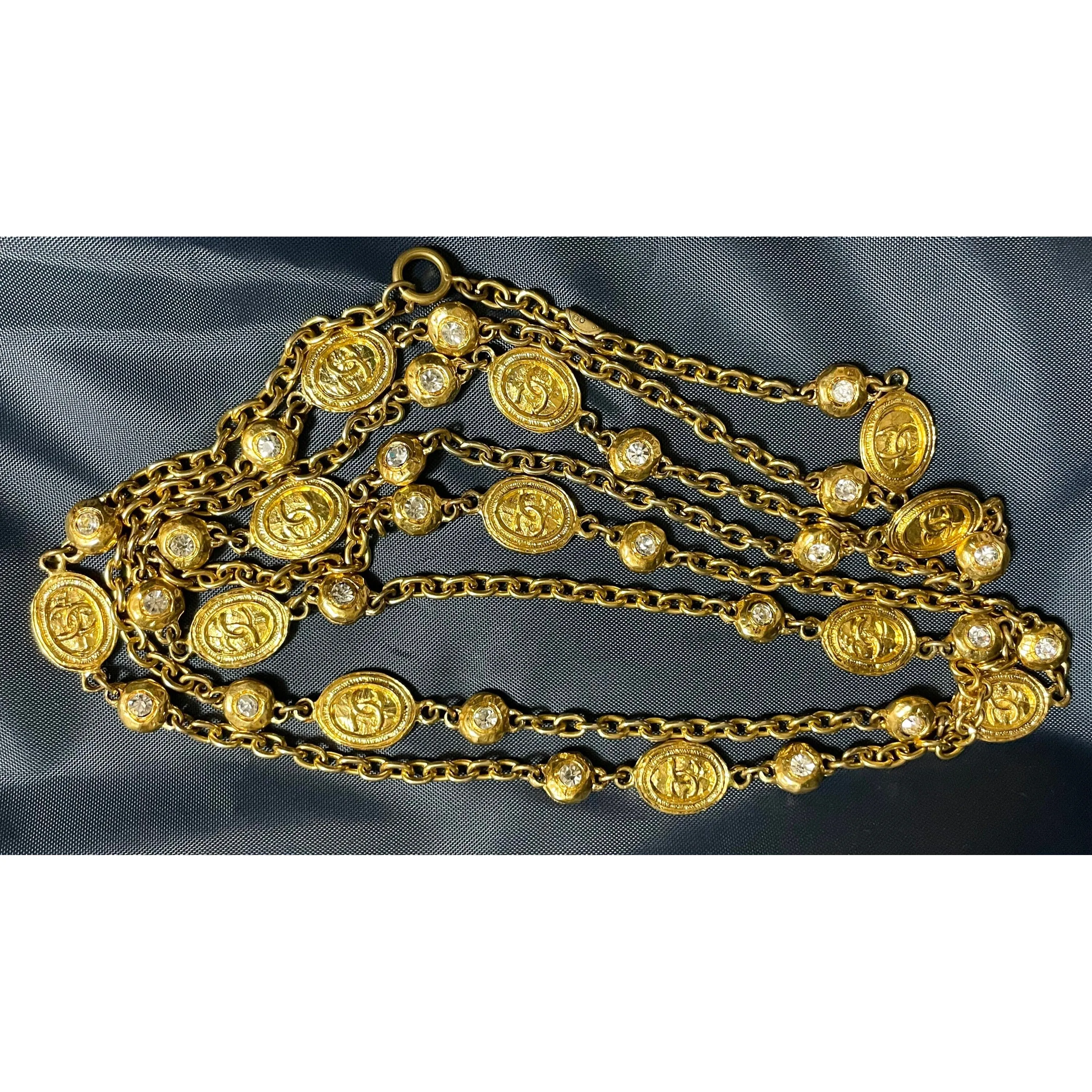 Vintage CHANEL chain and crystal glass necklace with medal CC mark charms. Can wear in double and triple. 0411211