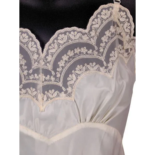 Vintage Full Slip Dupont Nylon Satin Scalloped Lace 1950s Fantasy 34