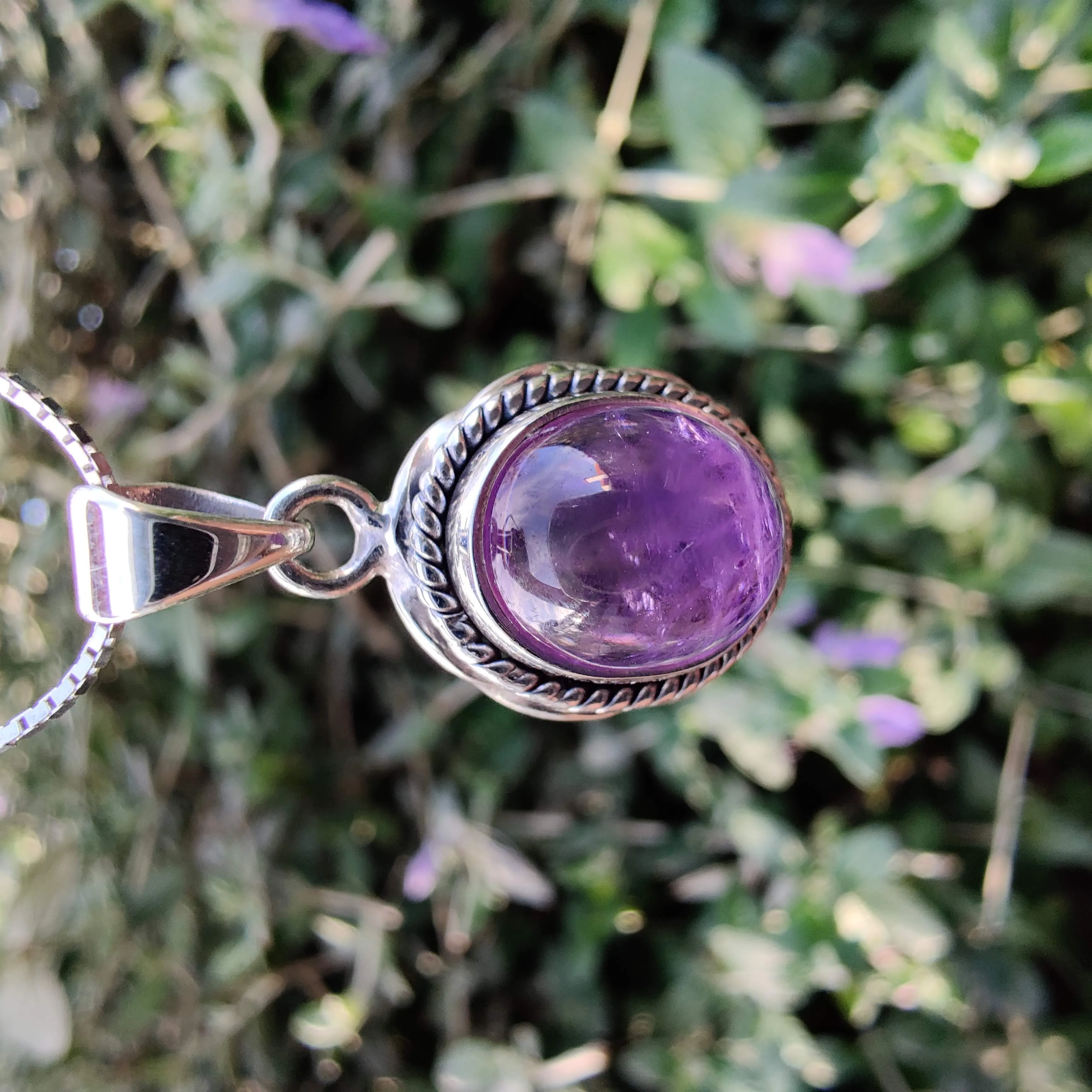 Vintage Oval Amethyst 925 Sterling Silver Pendant