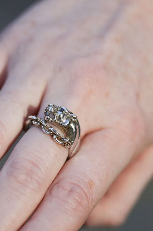 VINTAGE PANTHER IN CHAINS RING | BLACK DIAMOND