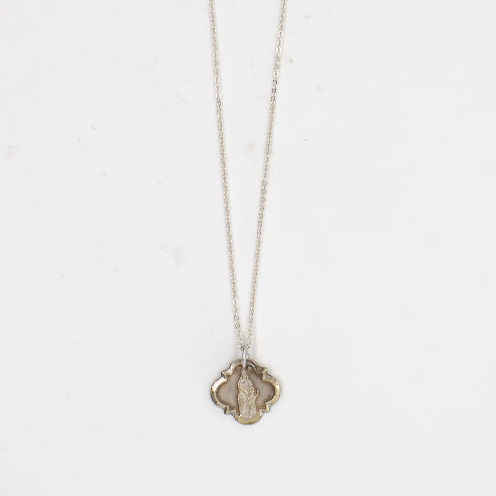 Vintage Saint Medal Saint Anne of D'Auray v228