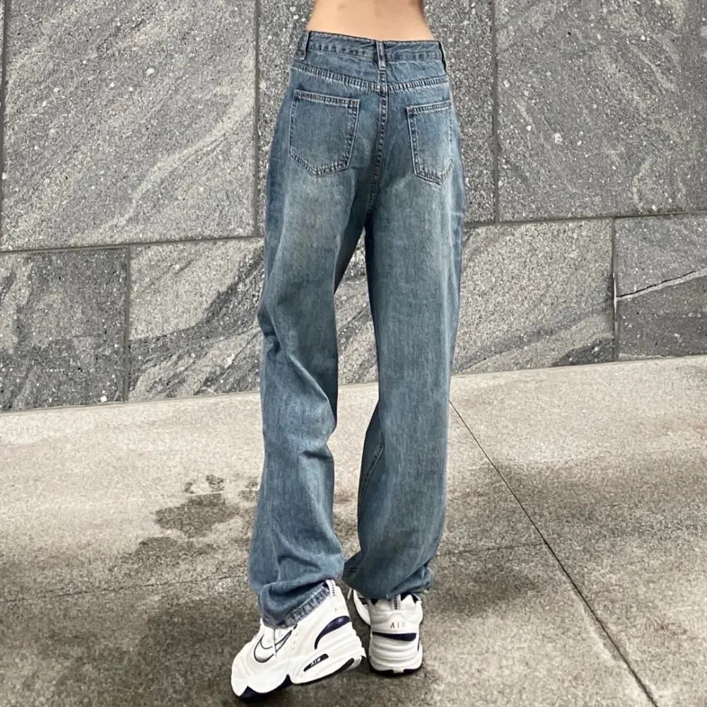 Women's Simple Washed Jeans high waist
